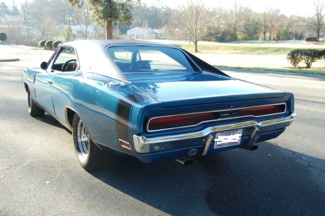 Dodge Charger 1970 image number 33