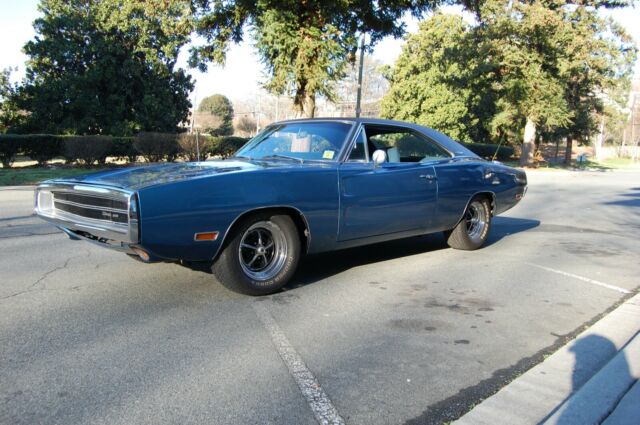 Dodge Charger 1970 image number 4