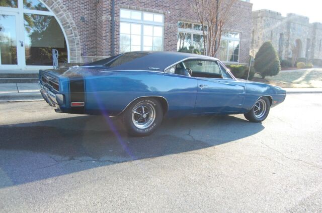 Dodge Charger 1970 image number 8