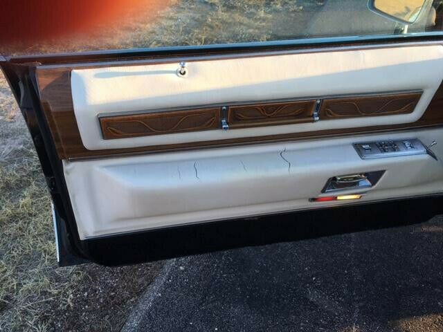 Cadillac Eldorado 1975 image number 15