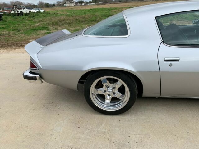 Chevrolet Camaro 1977 image number 21