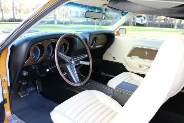 Ford Mustang 1970 image number 36