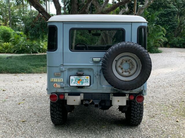 Toyota Land Cruiser 1971 image number 19