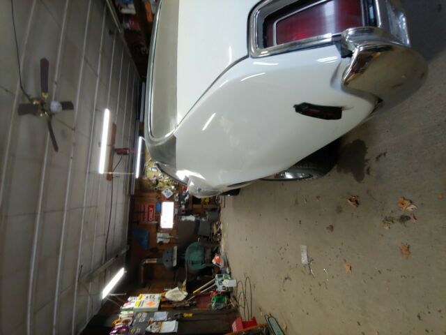 Oldsmobile Cutlass 1969 image number 10