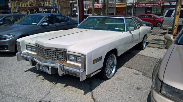 Cadillac Eldorado 1975 image number 11