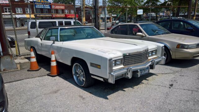 Cadillac Eldorado 1975 image number 12