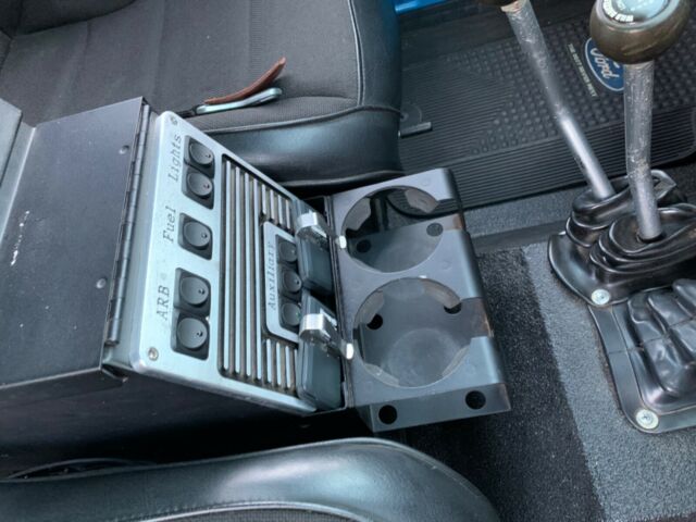 Ford Bronco 1970 image number 9