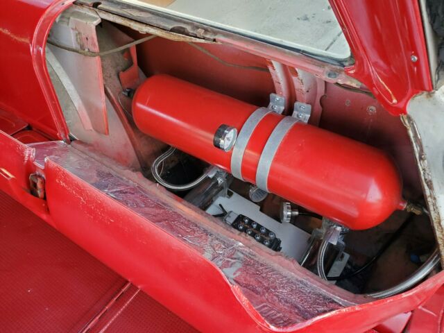 Chevrolet Bel Air/150/210 1961 image number 9