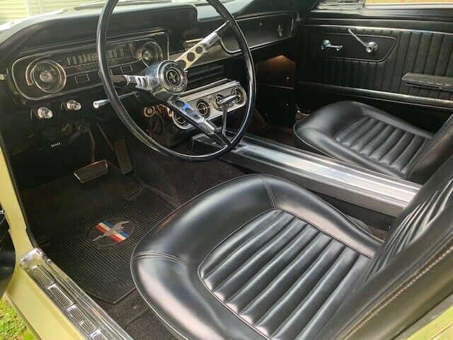Ford Mustang 1965 image number 38