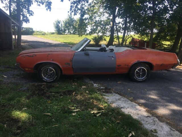 Oldsmobile Cutlass 1972 image number 1