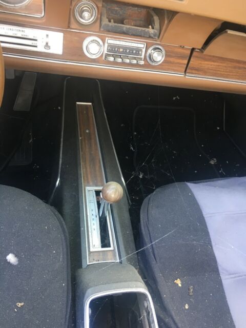 Oldsmobile Cutlass 1972 image number 35