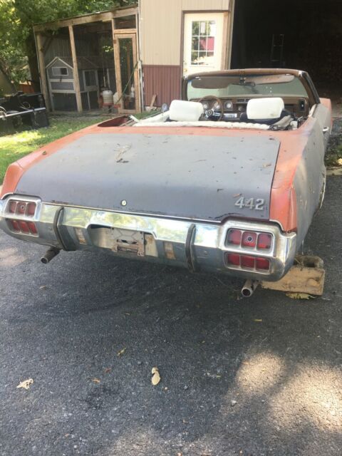 Oldsmobile Cutlass 1972 image number 4
