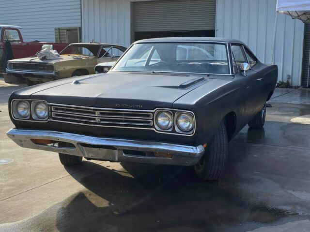 Plymouth Road Runner 1969 image number 17
