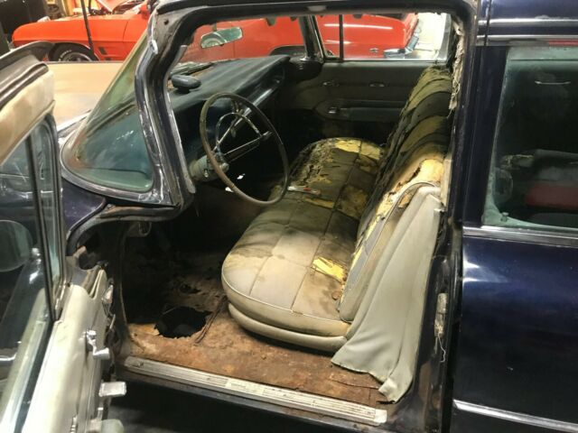 Cadillac Series 75 1959 image number 11