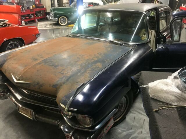 Cadillac Series 75 1959 image number 30