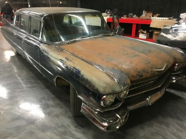 Cadillac Series 75 1959 image number 31