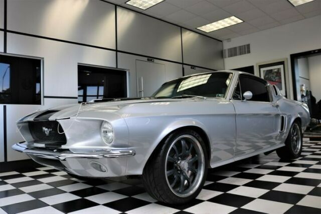 Ford Mustang 1967 image number 0