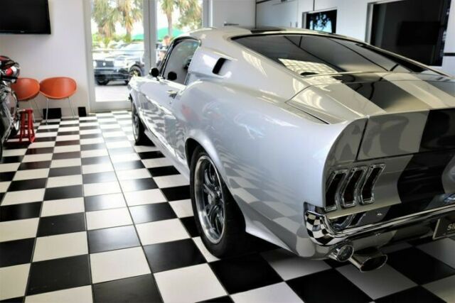 Ford Mustang 1967 image number 7