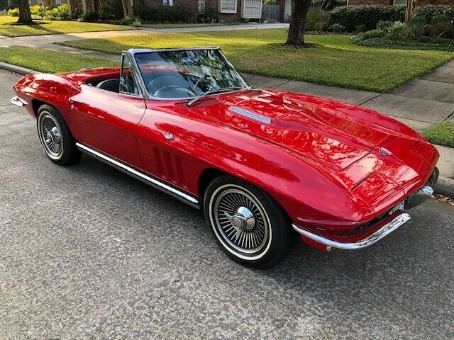 Chevrolet Corvette 1965 image number 10