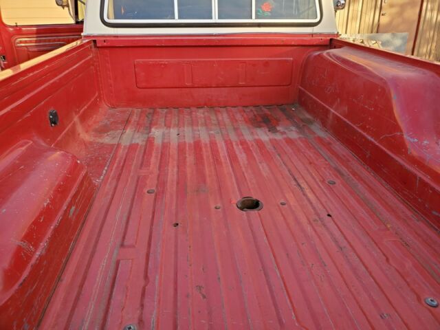Ford F-350 1976 image number 3