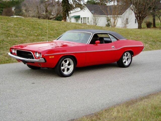 Dodge Challenger 1973 image number 0