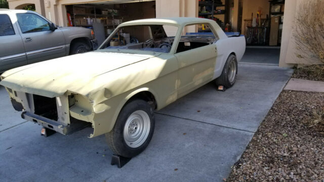 Ford Mustang 1965 image number 25