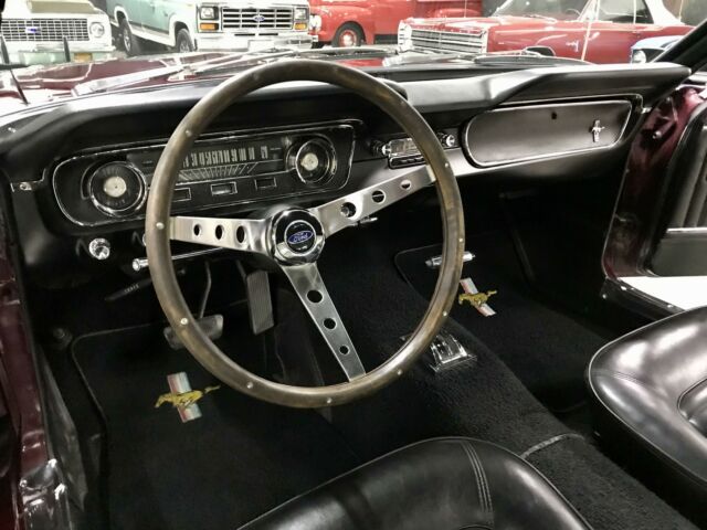 Ford Mustang 1965 image number 37