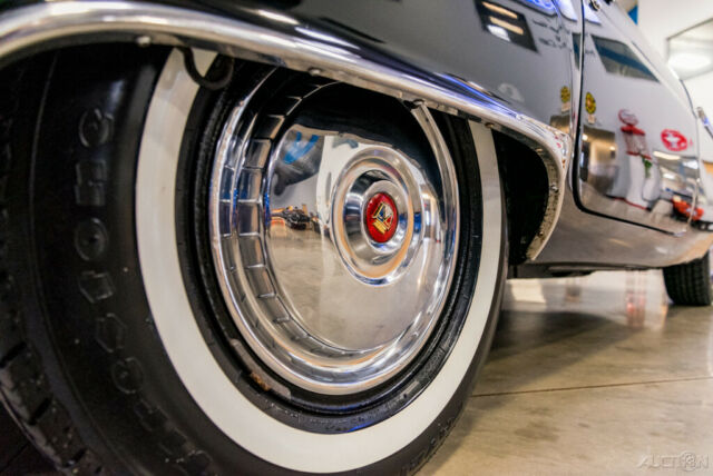 Ford Thunderbird 1955 image number 12