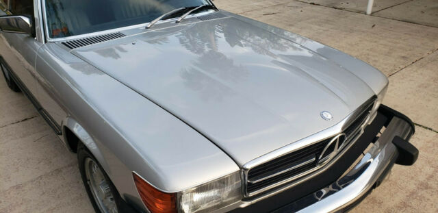 Mercedes-Benz SL-Class 1979 image number 27