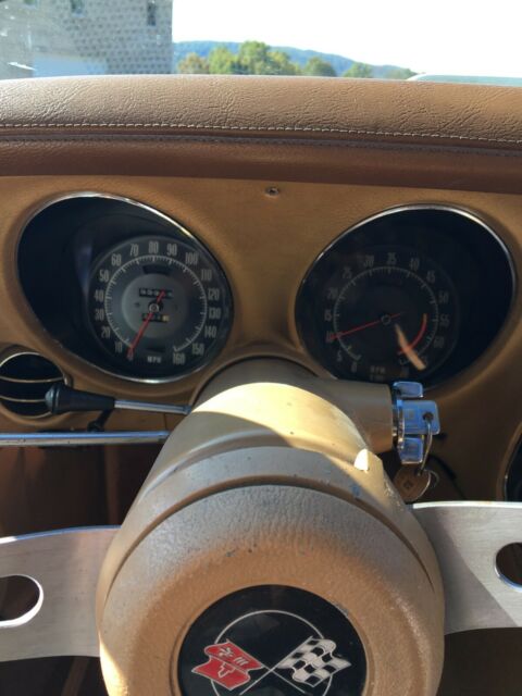 Chevrolet Corvette 1974 image number 8