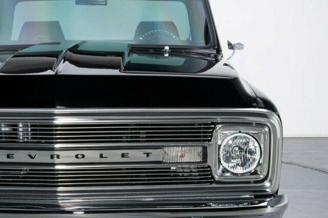 Chevrolet C-10 1969 image number 14