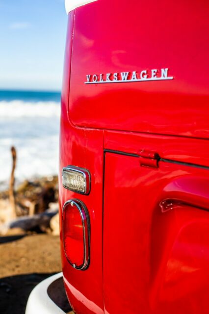 Volkswagen Bus/Vanagon 1971 image number 27