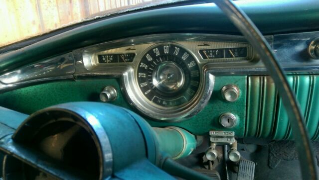 Oldsmobile Eighty-Eight 1955 image number 16