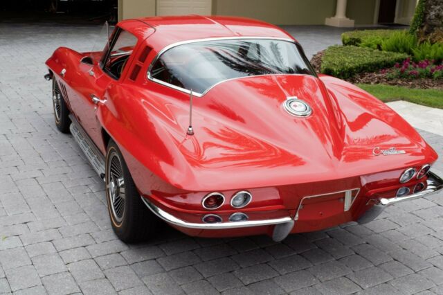 Chevrolet Corvette 1965 image number 6