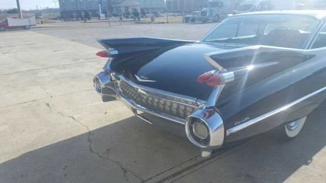 Cadillac Series 63 1959 image number 27