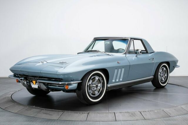 Chevrolet Corvette 1966 image number 31