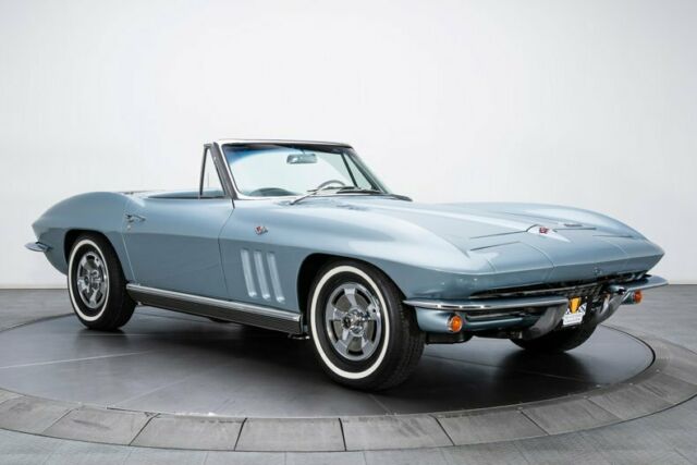 Chevrolet Corvette 1966 image number 34