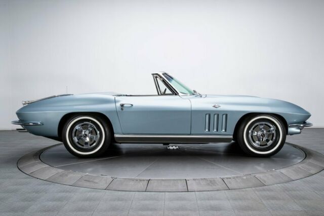 Chevrolet Corvette 1966 image number 40