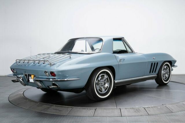 Chevrolet Corvette 1966 image number 9