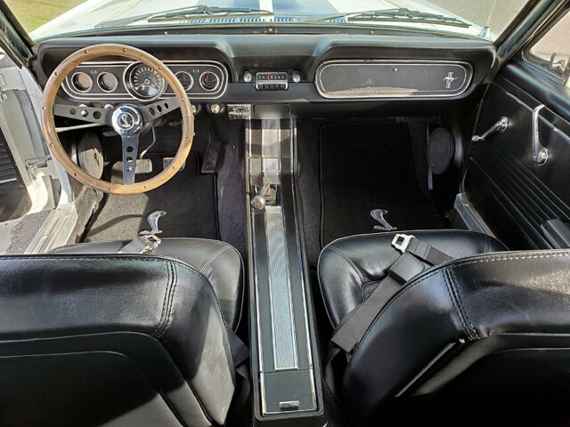 Ford Mustang 1966 image number 20