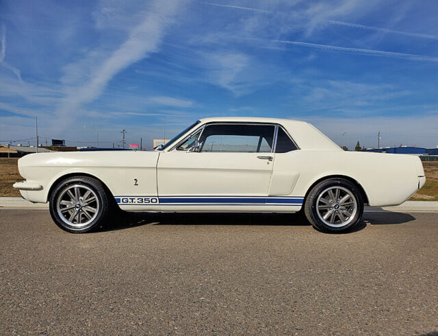 Ford Mustang 1966 image number 29