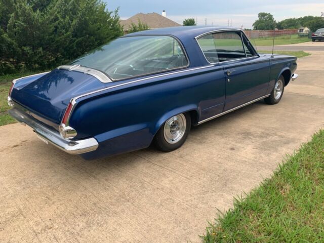 Plymouth Barracuda 1965 image number 15