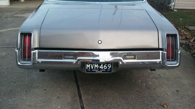 Oldsmobile Cutlass 1973 image number 27