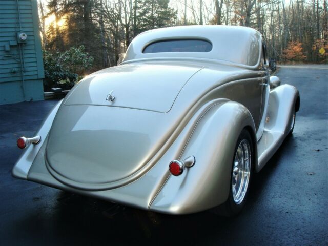 Ford 3 Window 1935 image number 30