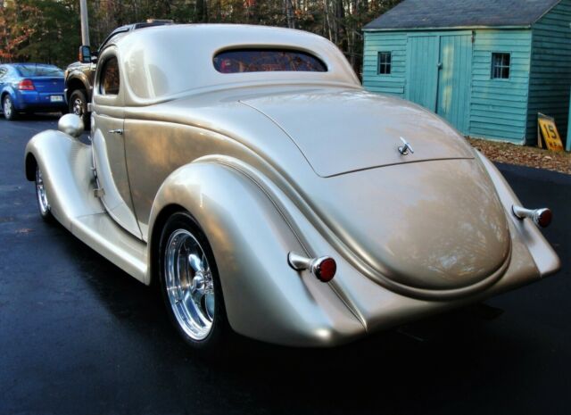 Ford 3 Window 1935 image number 5