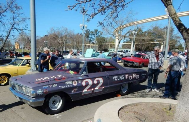 Ford Galaxie 1964 image number 23