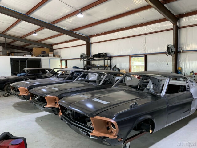 Ford Mustang 1967 image number 13