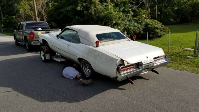 Buick Centurion 1971 image number 11