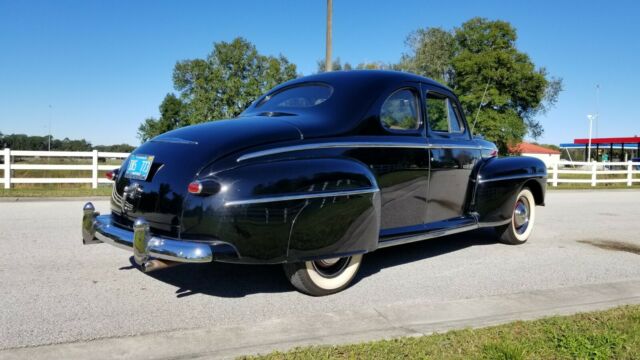 Ford Super Deluxe Business Coupe 1948 image number 22