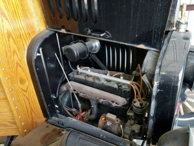 Ford Model T 1922 image number 12